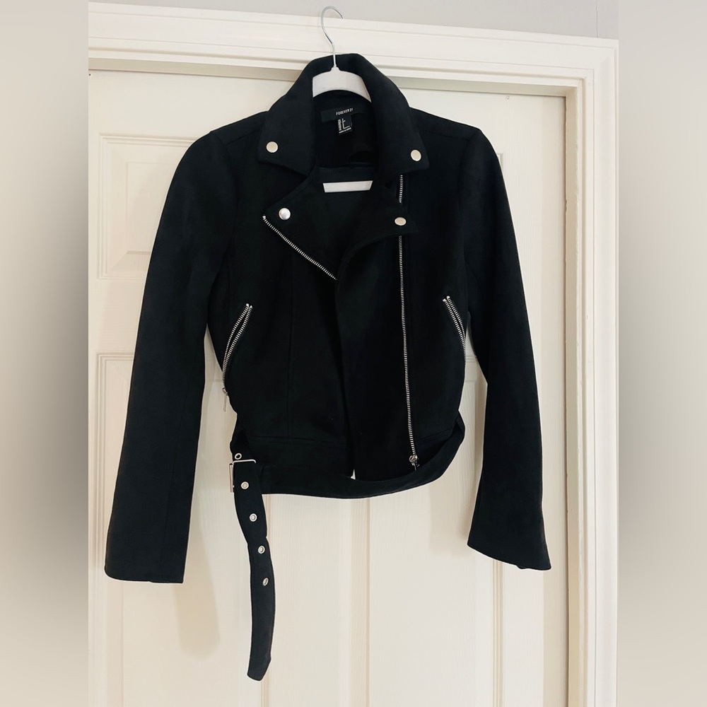Forever 21 Faux Suede Moto Jacket – Black (Size S)
